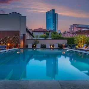 Crowne Plaza By Ihg **** Milan