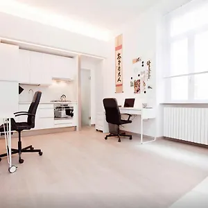  Apartment Design - Center - Duomo Italien