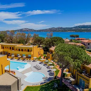 Blu Laconia Village 4*, Канниджионе Италия
